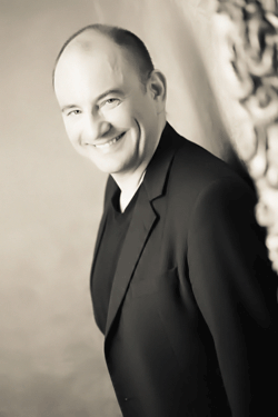 Dr. Haug Leuschner Dr. Haug Leuschner